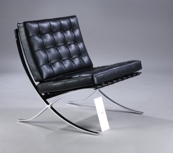 Ludwig Mies van der Rohe, Barcelona chair Armchair, black leather
