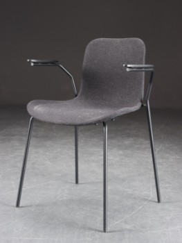 Rune Krøjgaard & Knut Bendik Humlevik for NORR11. Chair with armrests - Model Langue.